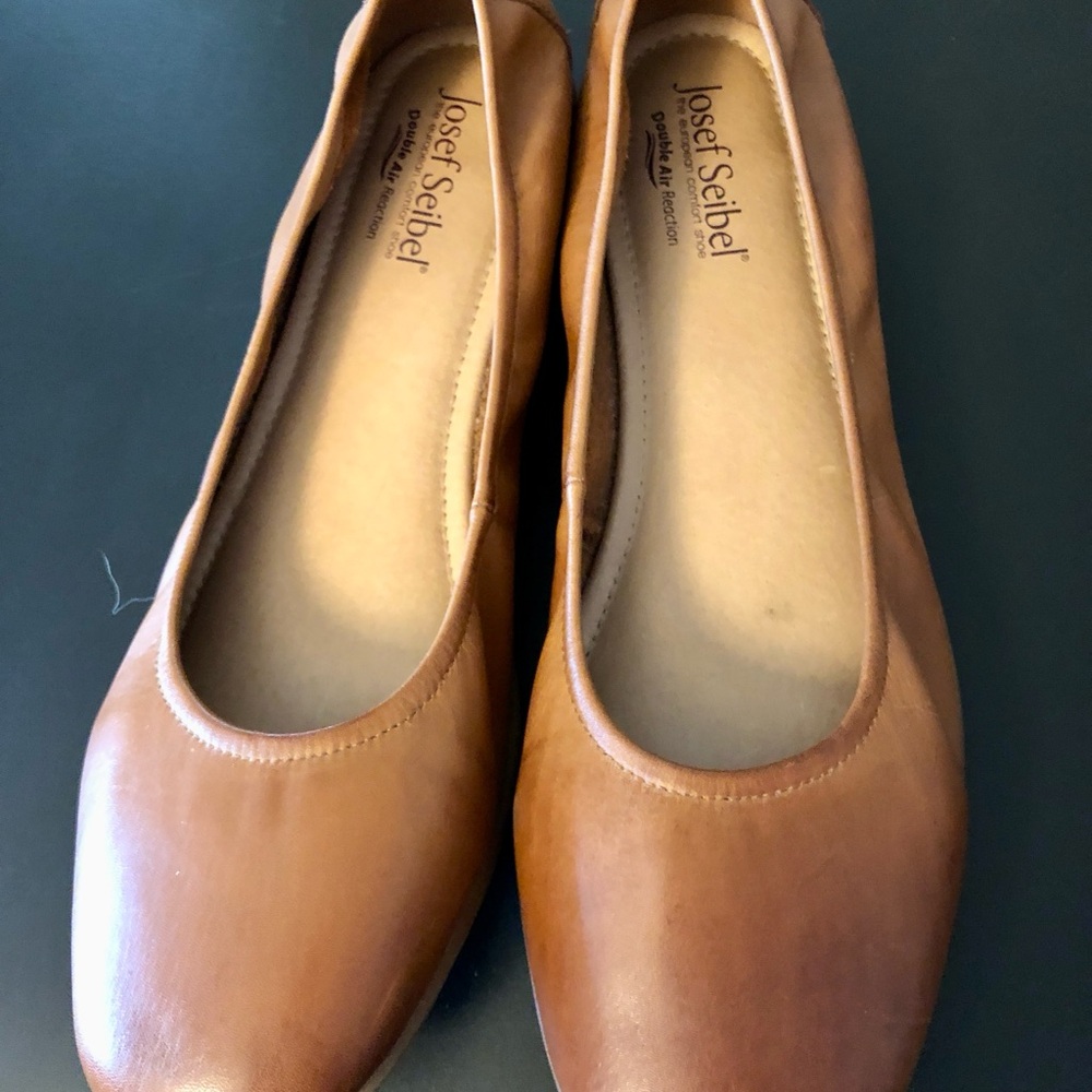 Josef Seibel Women's Brown Leather Ballet Flats - Picture 7 of 7